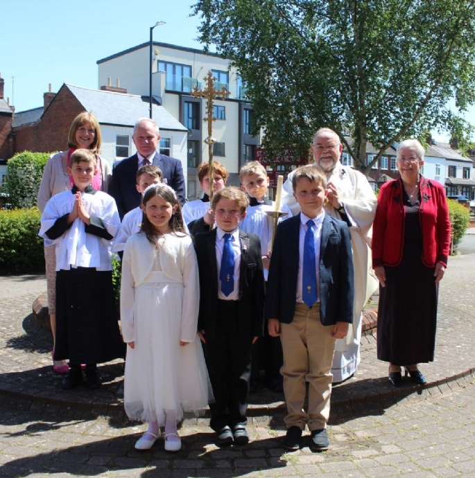 News » Crackley Hall Pupils Celebrate First Holy Communion Mass